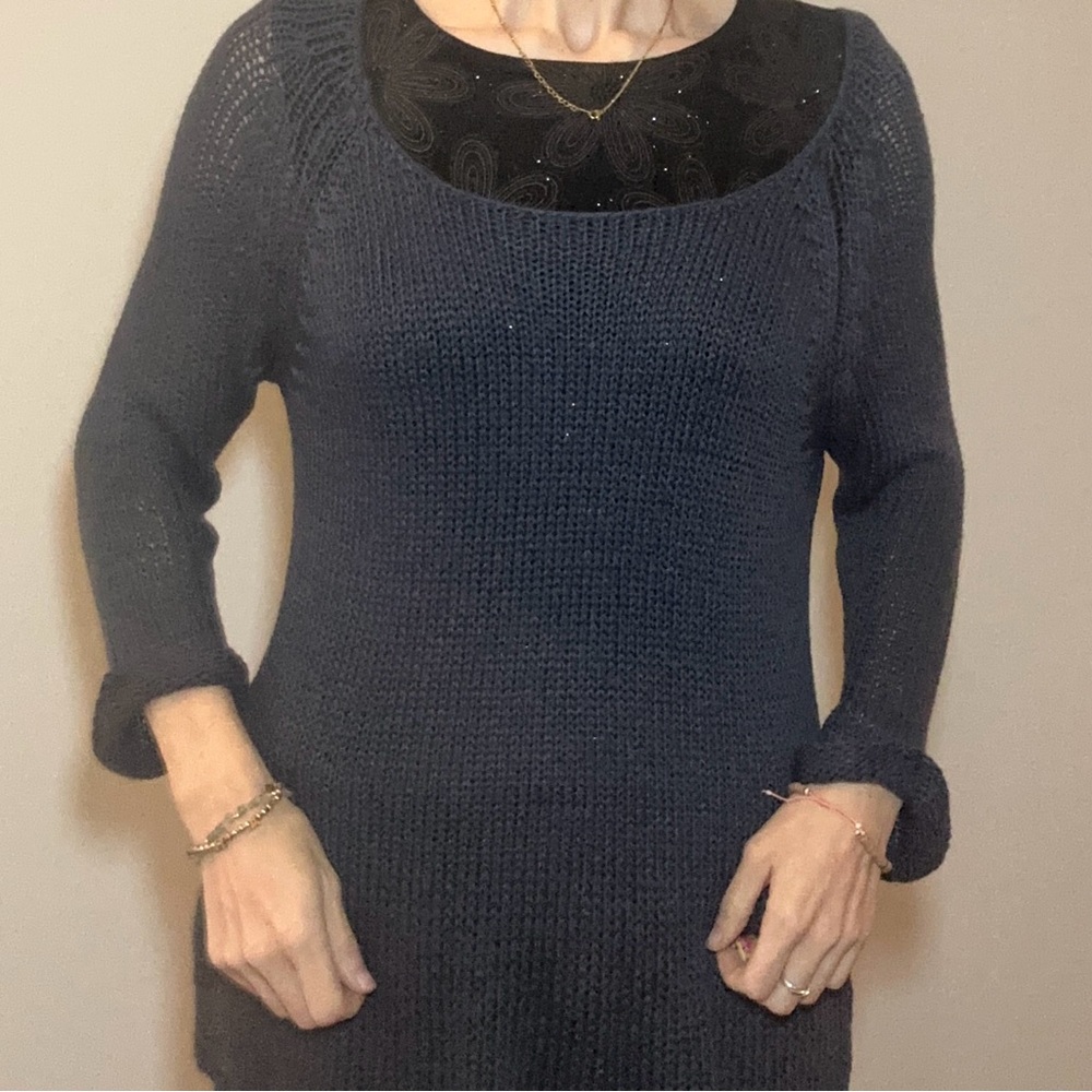 Sweater - Picture 5 of 12